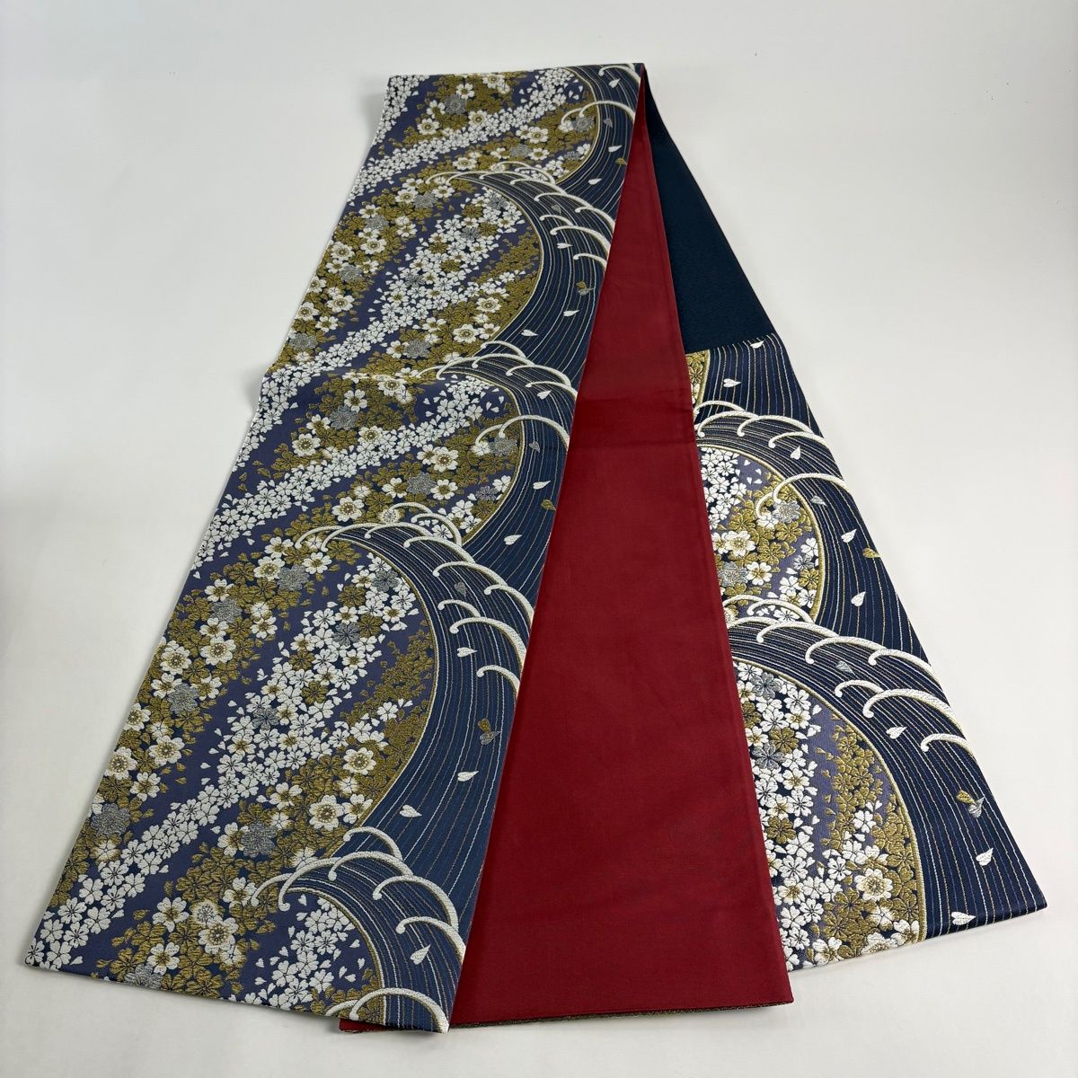 美品】 袋帯 秀品 桜 波頭 唐織 金銀糸 灰紫 六通 正絹 【中古