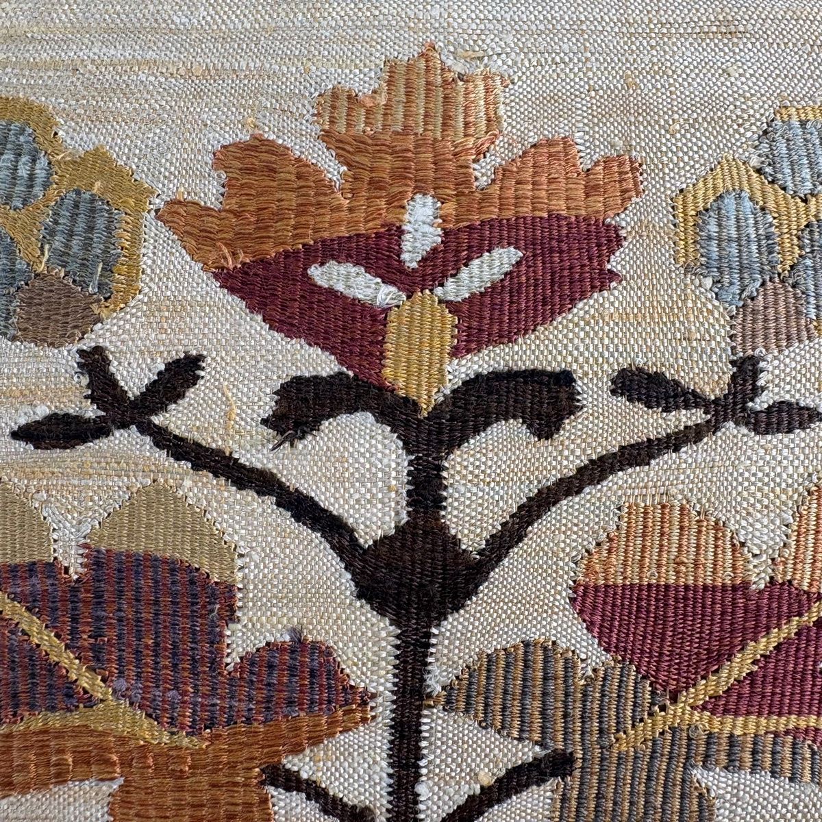 袋帯 秀品 草花 幾何学模様 金糸 赤茶 お太鼓柄 正絹