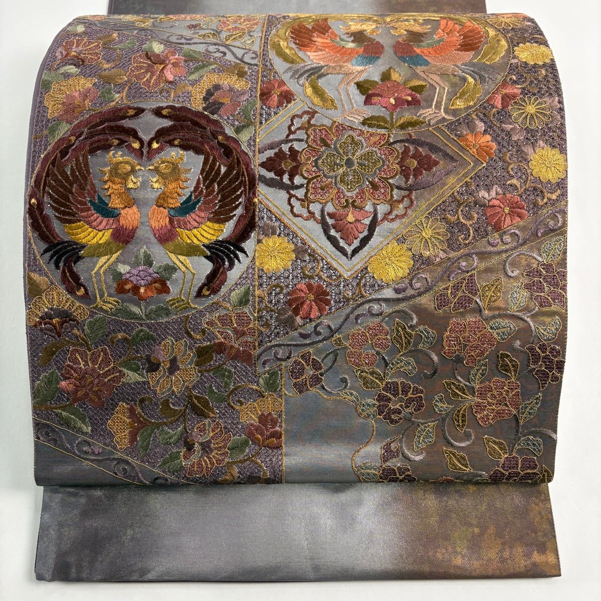 袋帯 秀品 向かい鳥 華文 刺繍 箔 灰紫 お太鼓柄 正絹 【中古】 - メルカリ