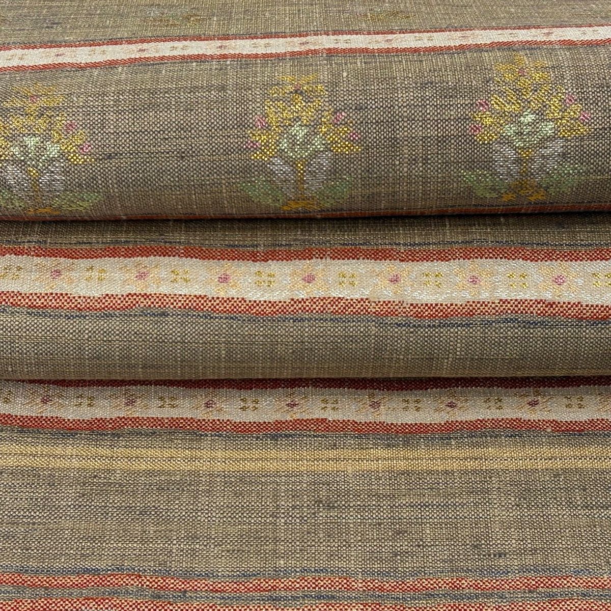 薄茶色 お太鼓柄