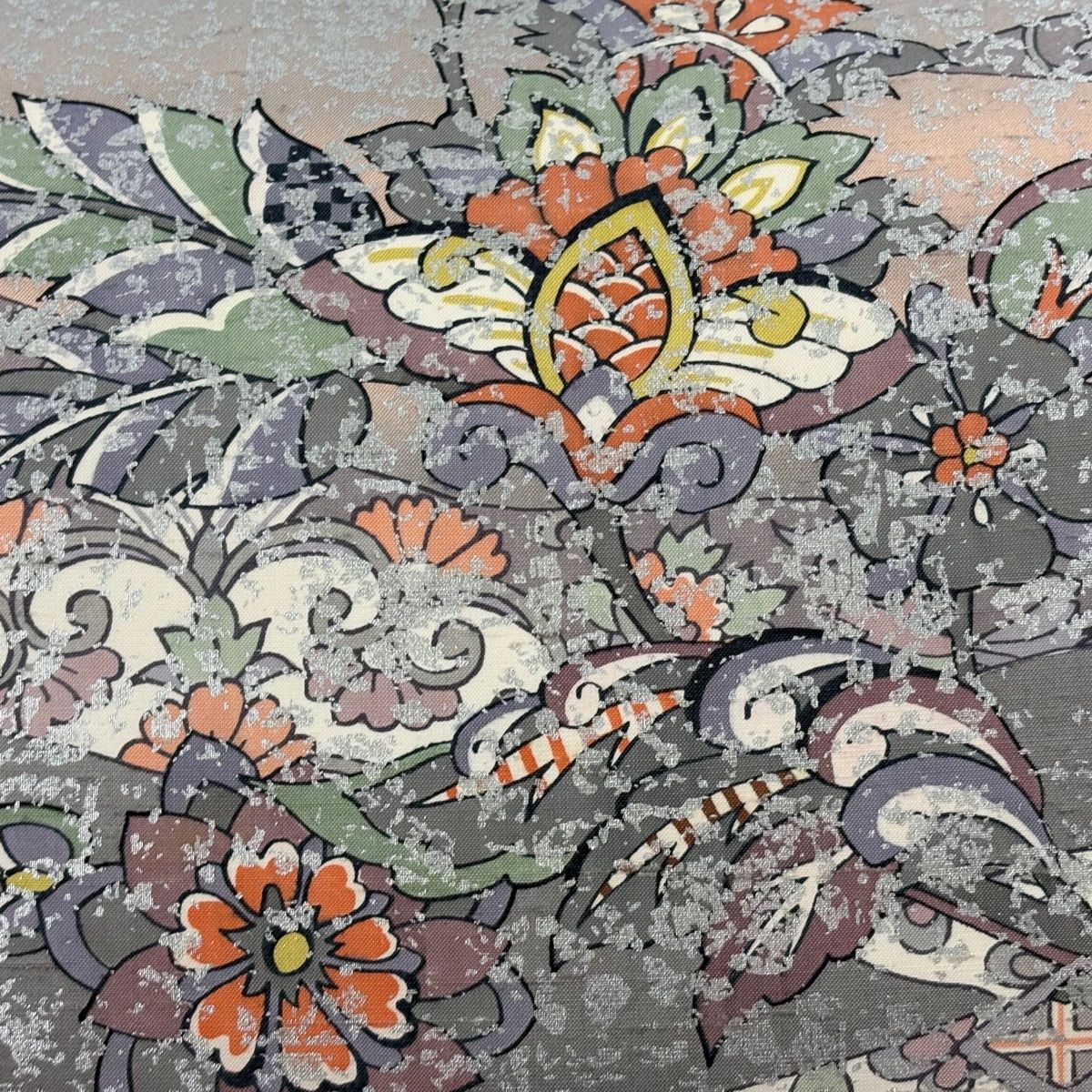 袋帯 落款 牛首紬 華文 花唐草 銀彩 クリーム 全通 正絹