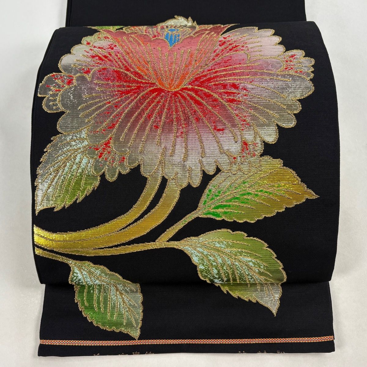 美品】 袋帯 逸品 龍村美術織物 落款 花王富貴錦 関西仕立て 草花 金糸