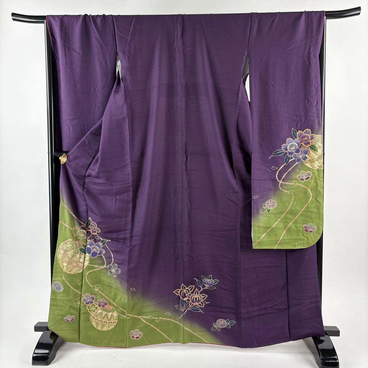 振袖 身丈166 cm 裄丈68 5 L 袷 手鞠 桜 金彩 染分け 紫 正絹