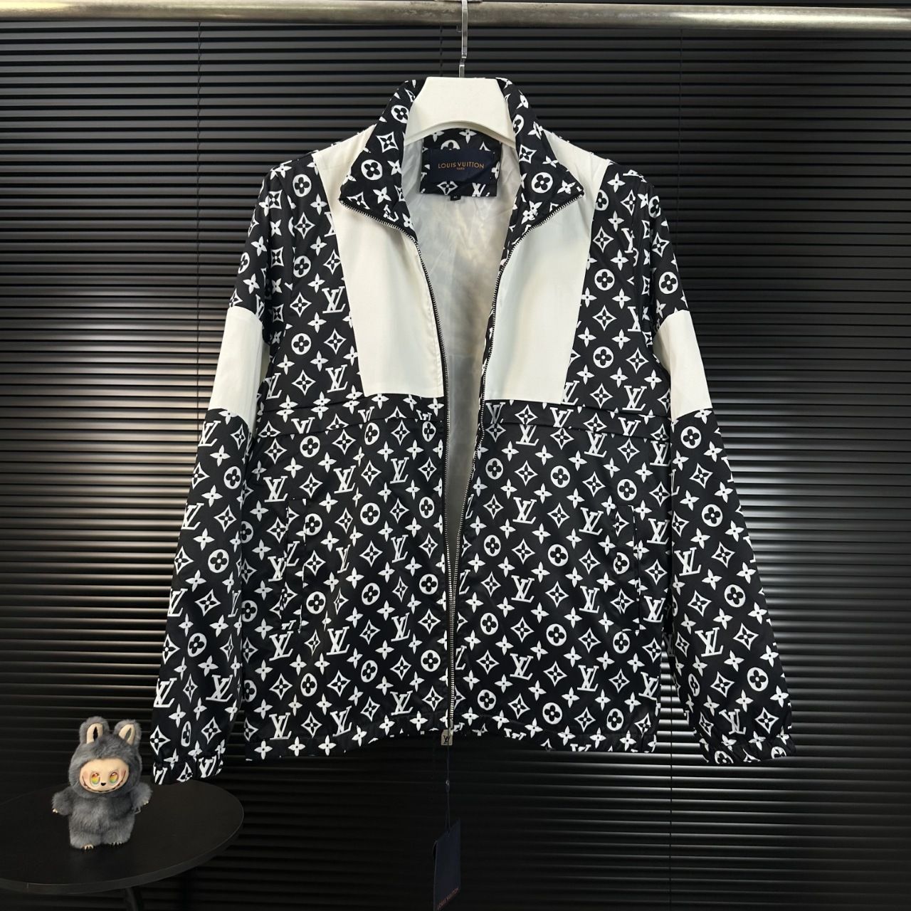 新作 LOUISVUITTON ルイヴィトン メンズ モノグラム ジャケット - メルカリ