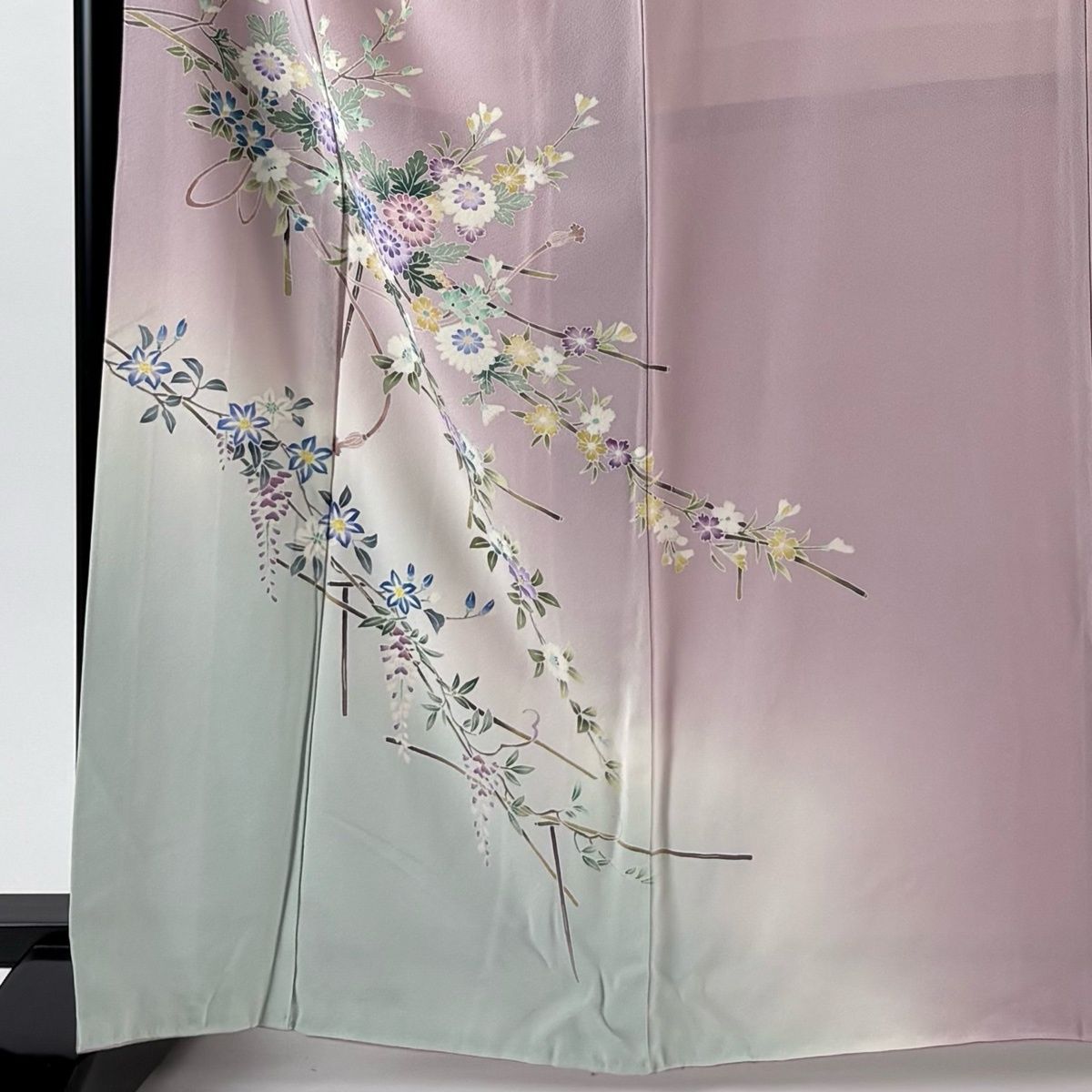 付下げ 身丈163 cm 裄丈68.5 L 袷 岡本幸治 落款 菊 椿 ぼかし ピンク 正絹