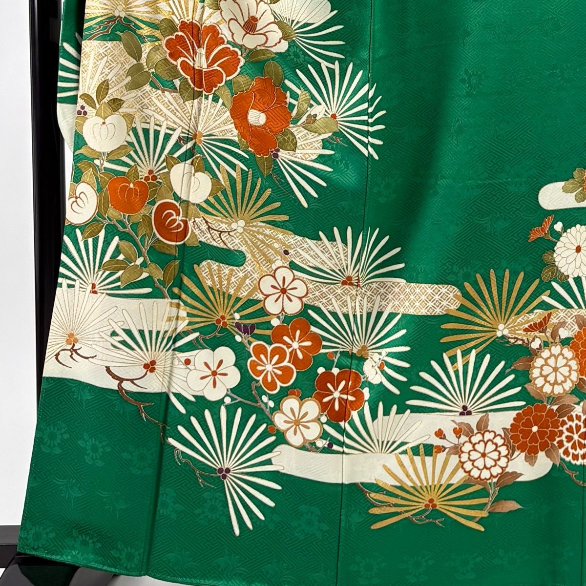 振袖 身丈162 cm 裄丈67.5 L 袷 椿 松梅 金糸 金彩 緑 正絹 秀品