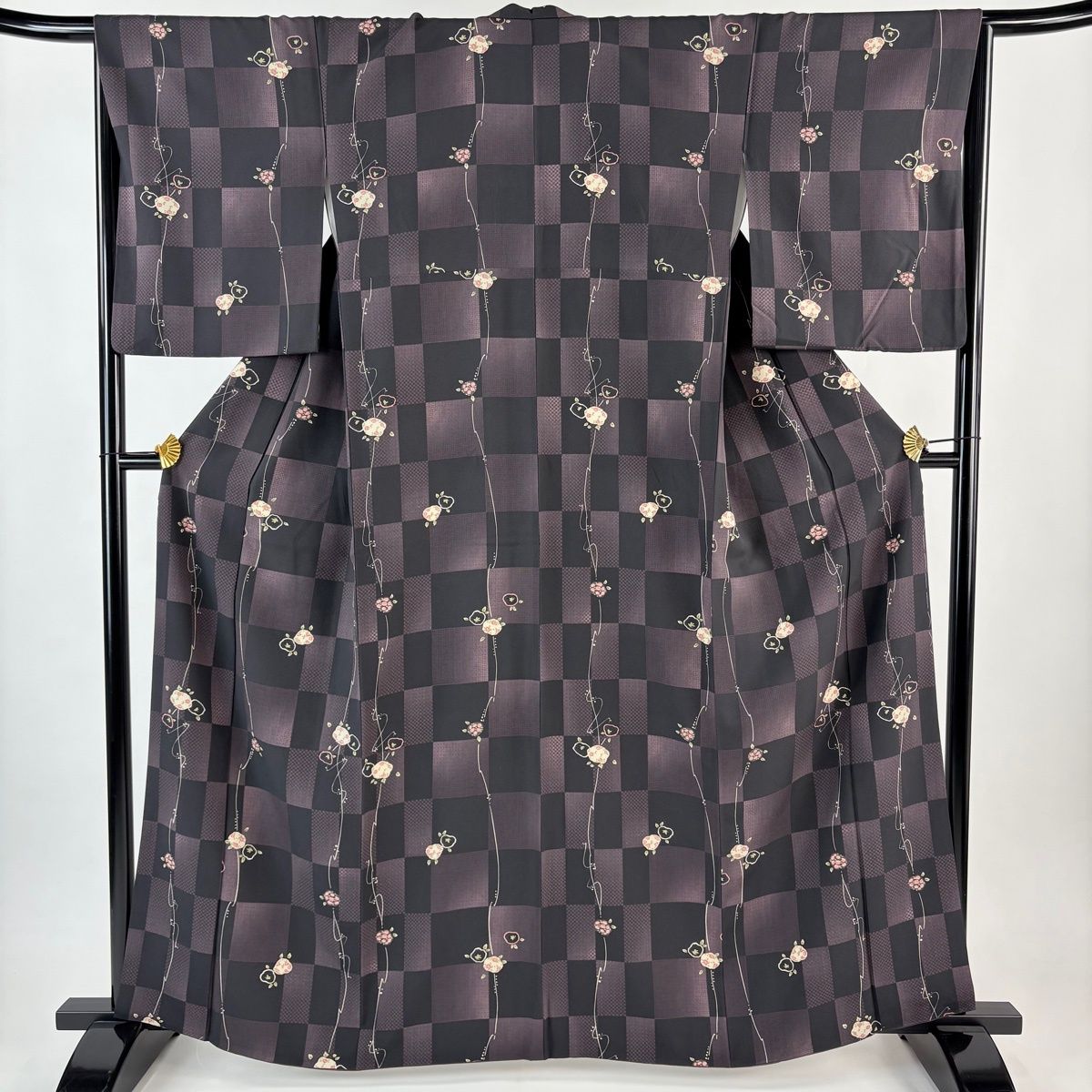 【美品】 小紋 身丈163cm 裄丈65cm M 袷 草花 市松 ぼかし 紫 正絹 秀品 【】