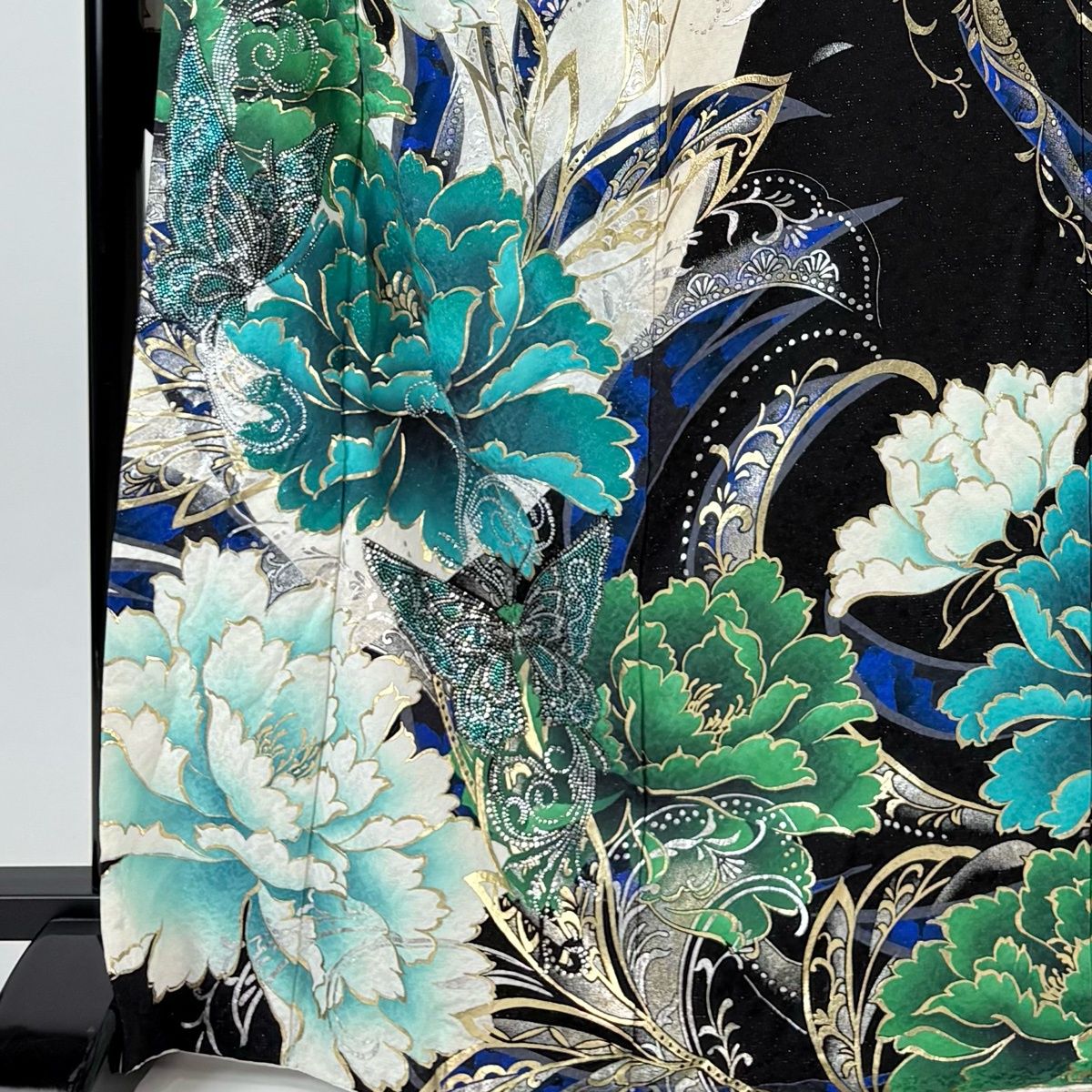 振袖 身丈167 cm 裄丈68 L 袷 牡丹 蝶 ラインストーン 銀通し クリーム 正絹 秀品