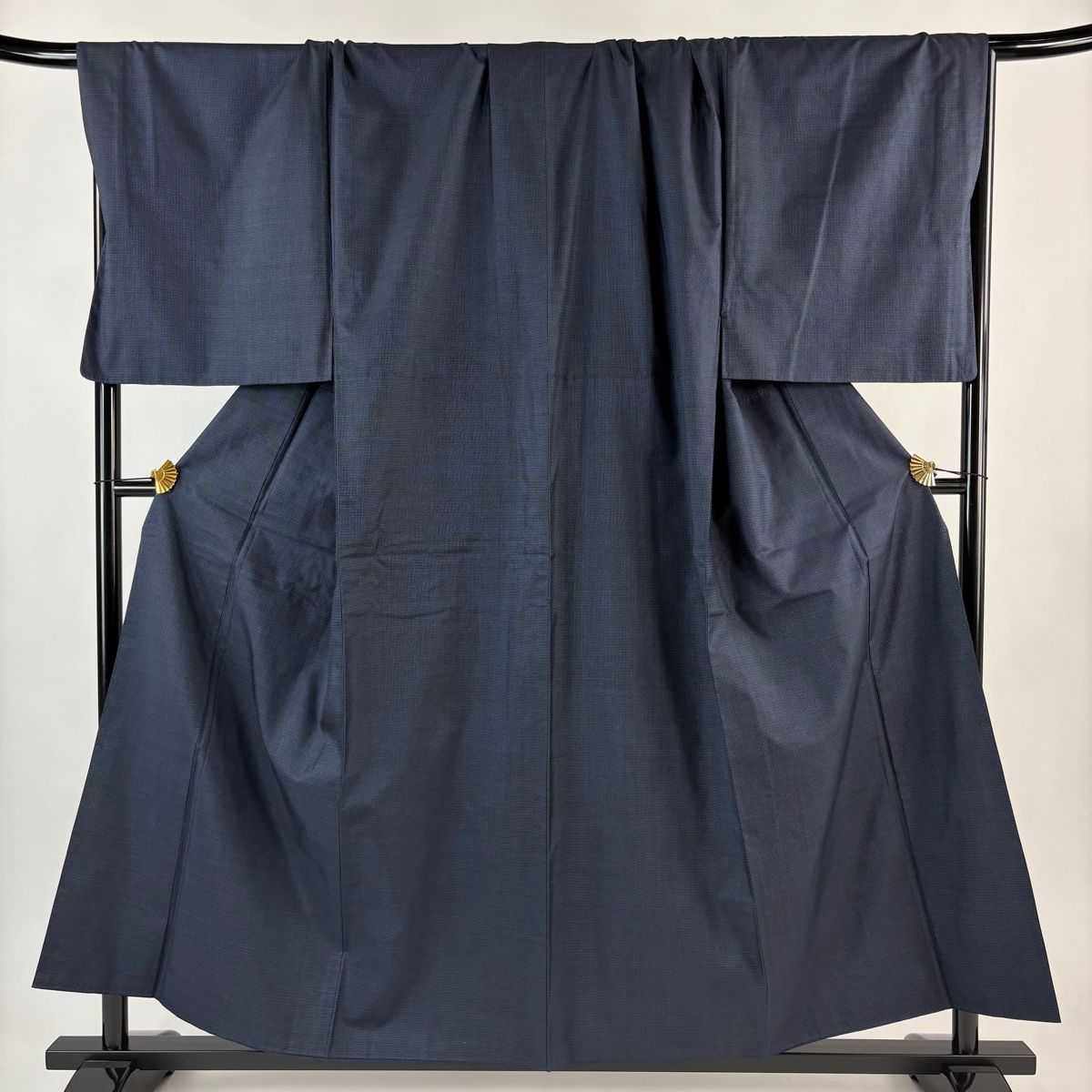 男着物 身丈157 cm 裄丈77 L 袷 紬 アンサンブル 亀甲絣 紺色 正絹 秀品