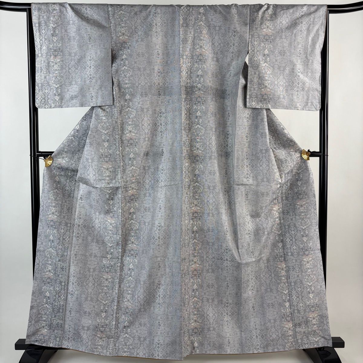 美品】 大島紬 身丈162cm 裄丈66cm M 袷 都喜ヱ門 藤白泥 やまと 証紙