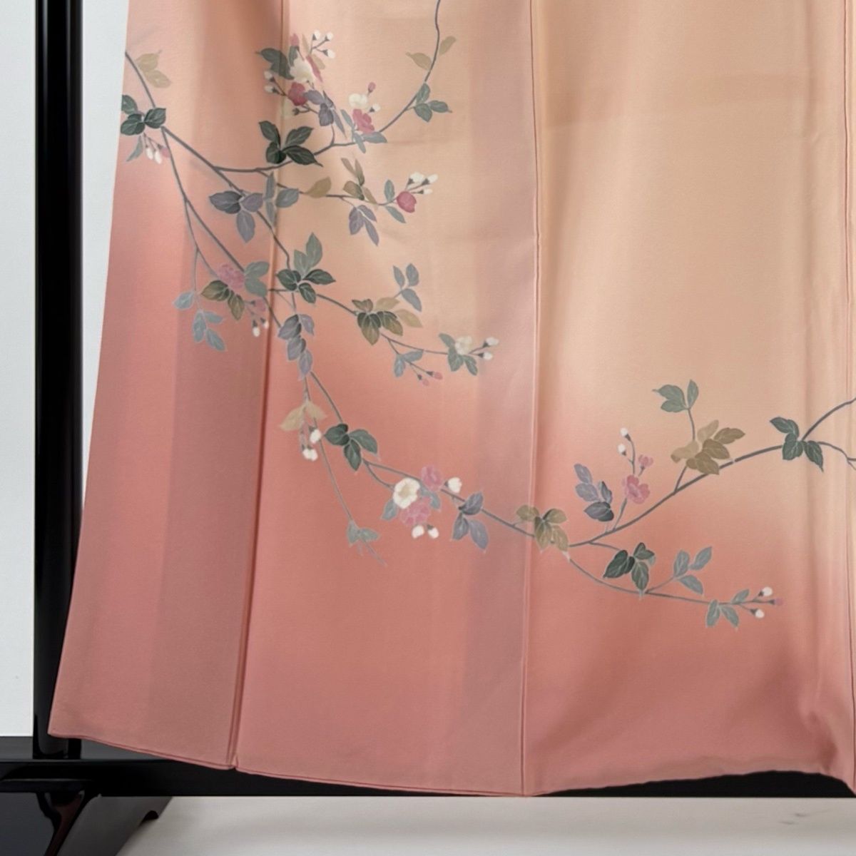 付下げ 身丈159 cm 裄丈66 M 袷 ますいわ屋 落款 枝花 ぼかし 薄ピンク 正絹 秀品