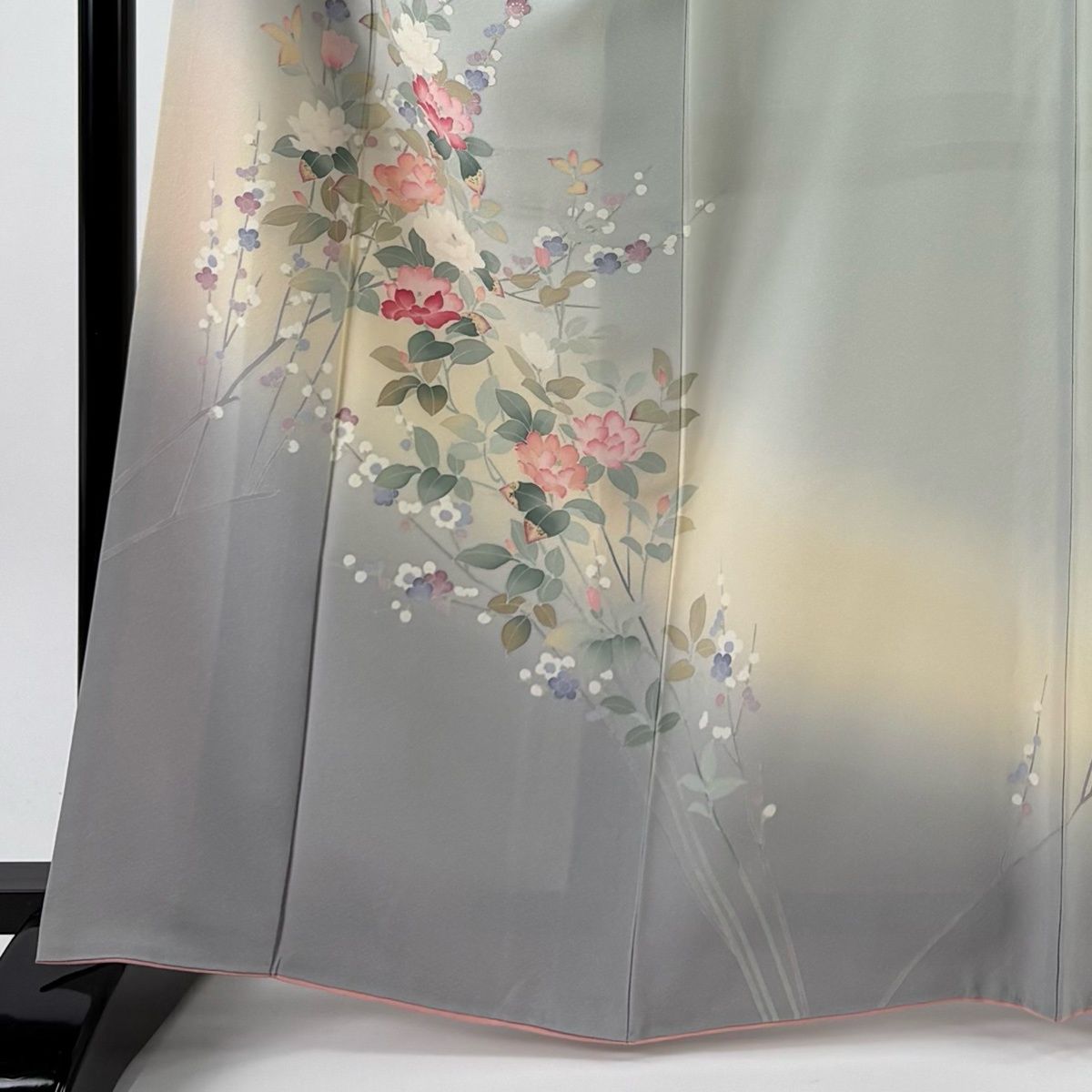 訪問着 身丈166 cm 裄丈66.5 M 袷 落款 枝花 枝梅 染め分け ぼかし 灰色 正絹 秀品