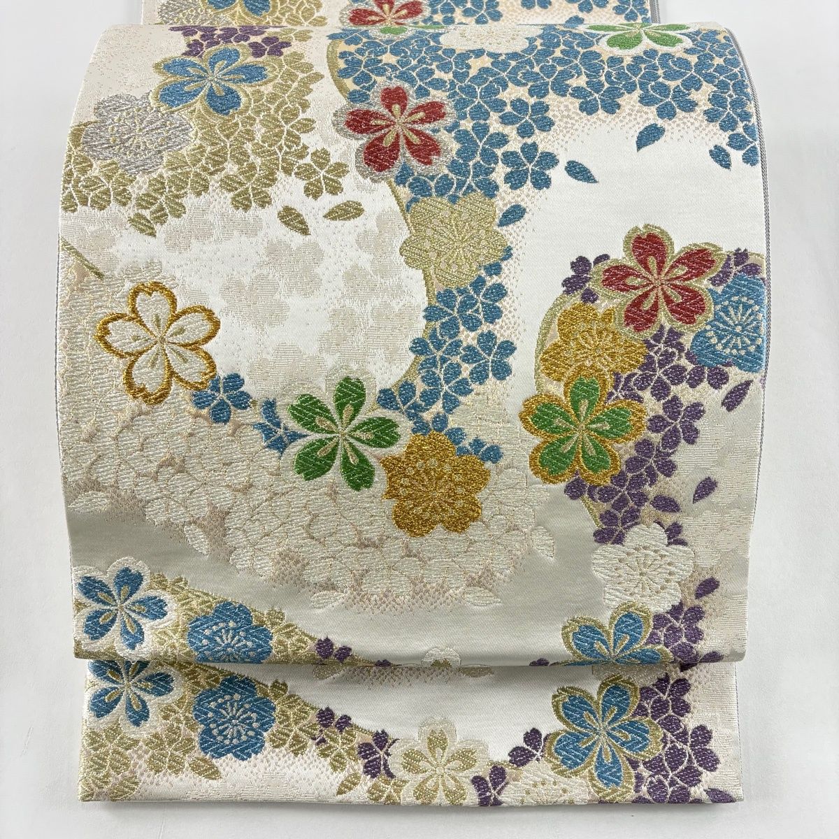 美品】 袋帯 秀品 桜 桜の花びら 金銀糸 箔 クリーム 六通 正絹 【中古