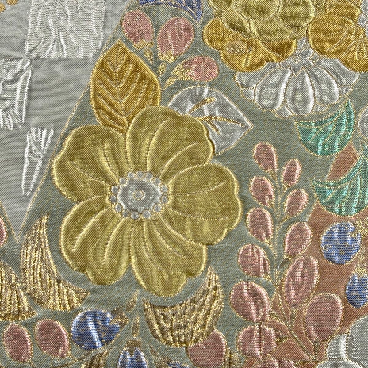 六通柄袋帯　『辻が花』　金銀糸　逸品【K】 袋帯 秀品 辻が花柄 市松 箔 金銀糸 銀色 六通 正絹 【中古】 - メルカリ