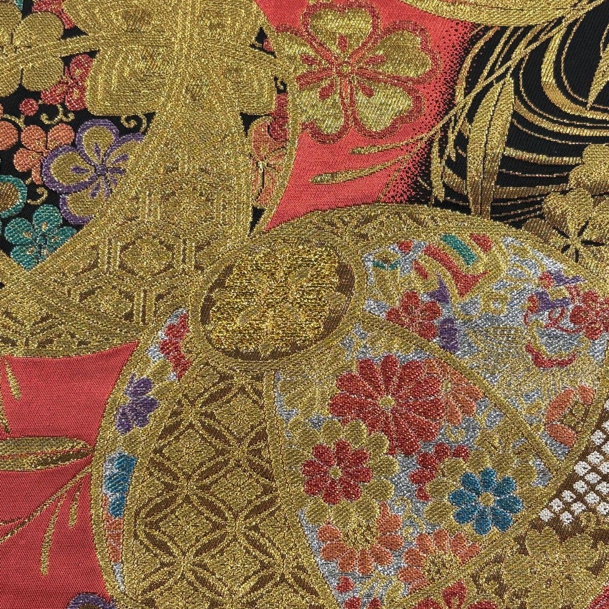 袋帯 秀品 彩美錦 手鞠 桜 箔 金糸 赤 六通 正絹