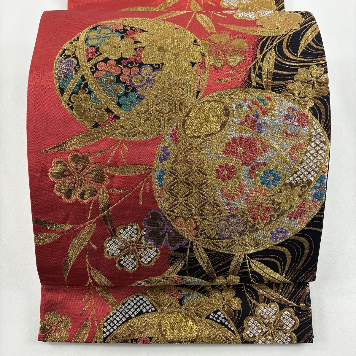 袋帯 秀品 彩美錦 手鞠 桜 箔 金糸 赤 六通 正絹