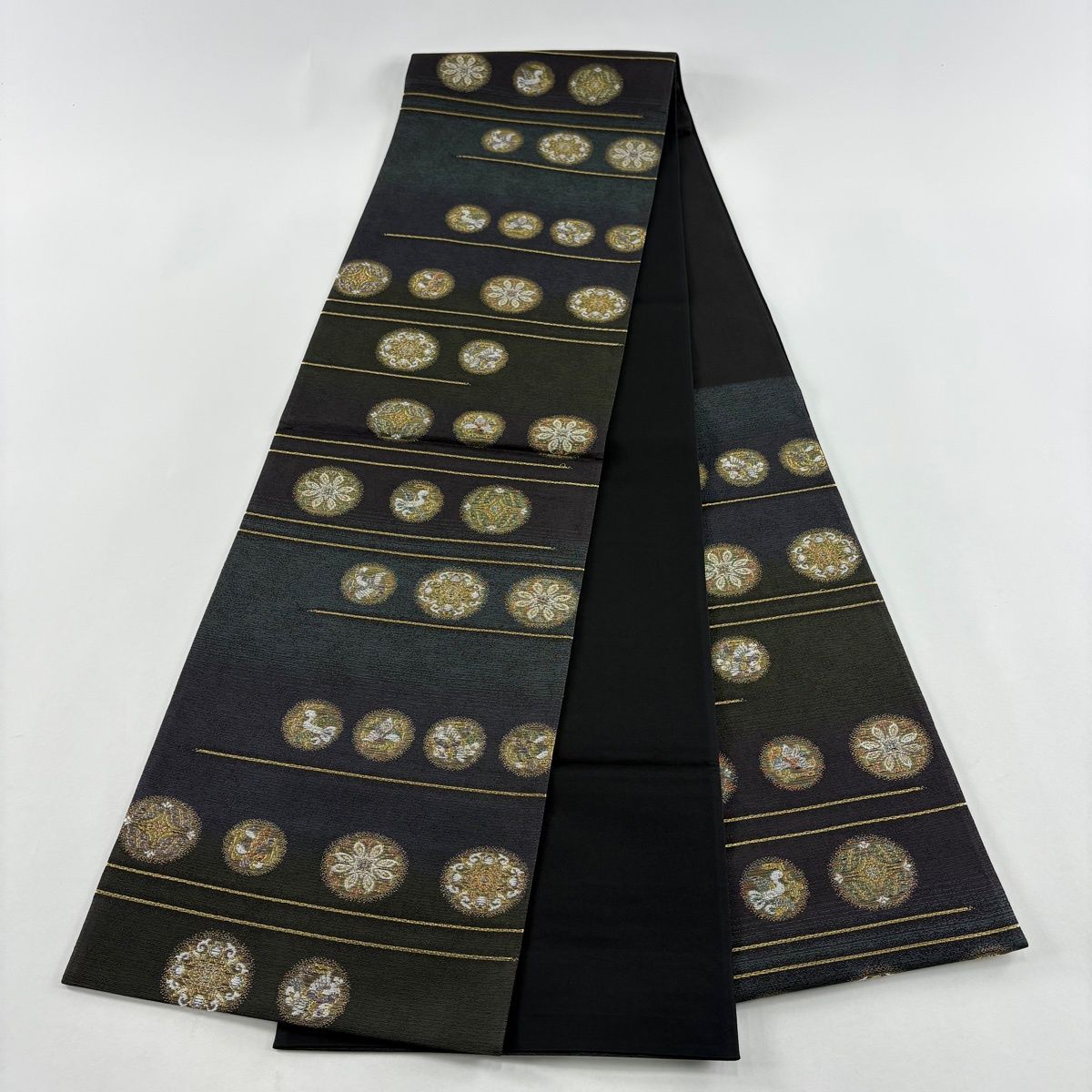 美品】 袋帯 秀品 華文 鳥 金糸 箔 深緑 六通 正絹 【中古】 - メルカリ