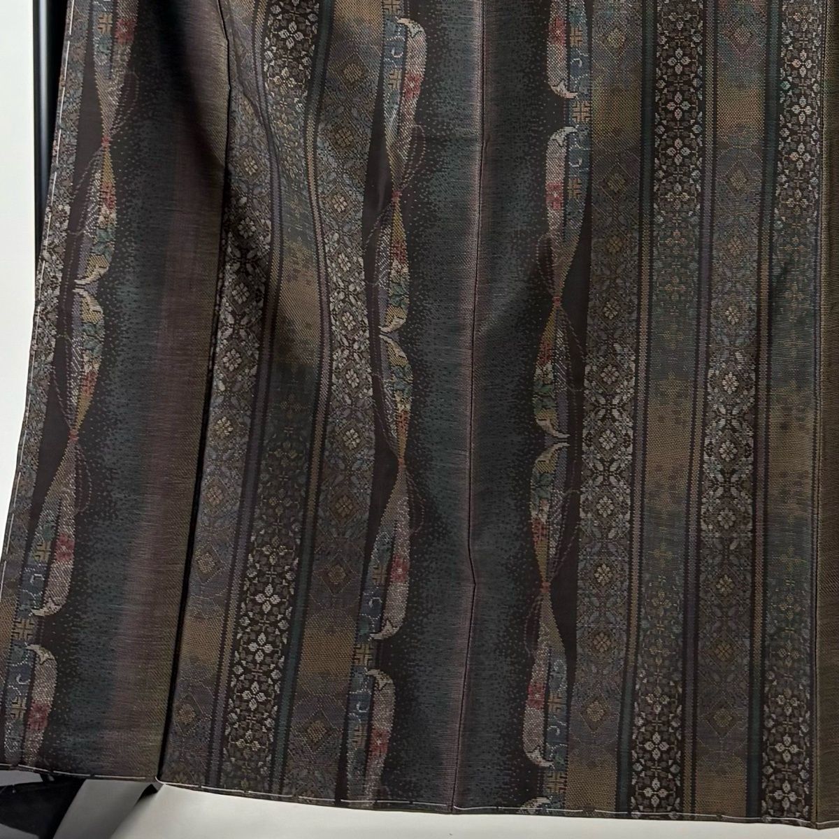 紬 身丈164.5 cm 裄丈65 M 袷 名古屋帯セット やまと 縞 草花 焦茶色 正絹 秀品
