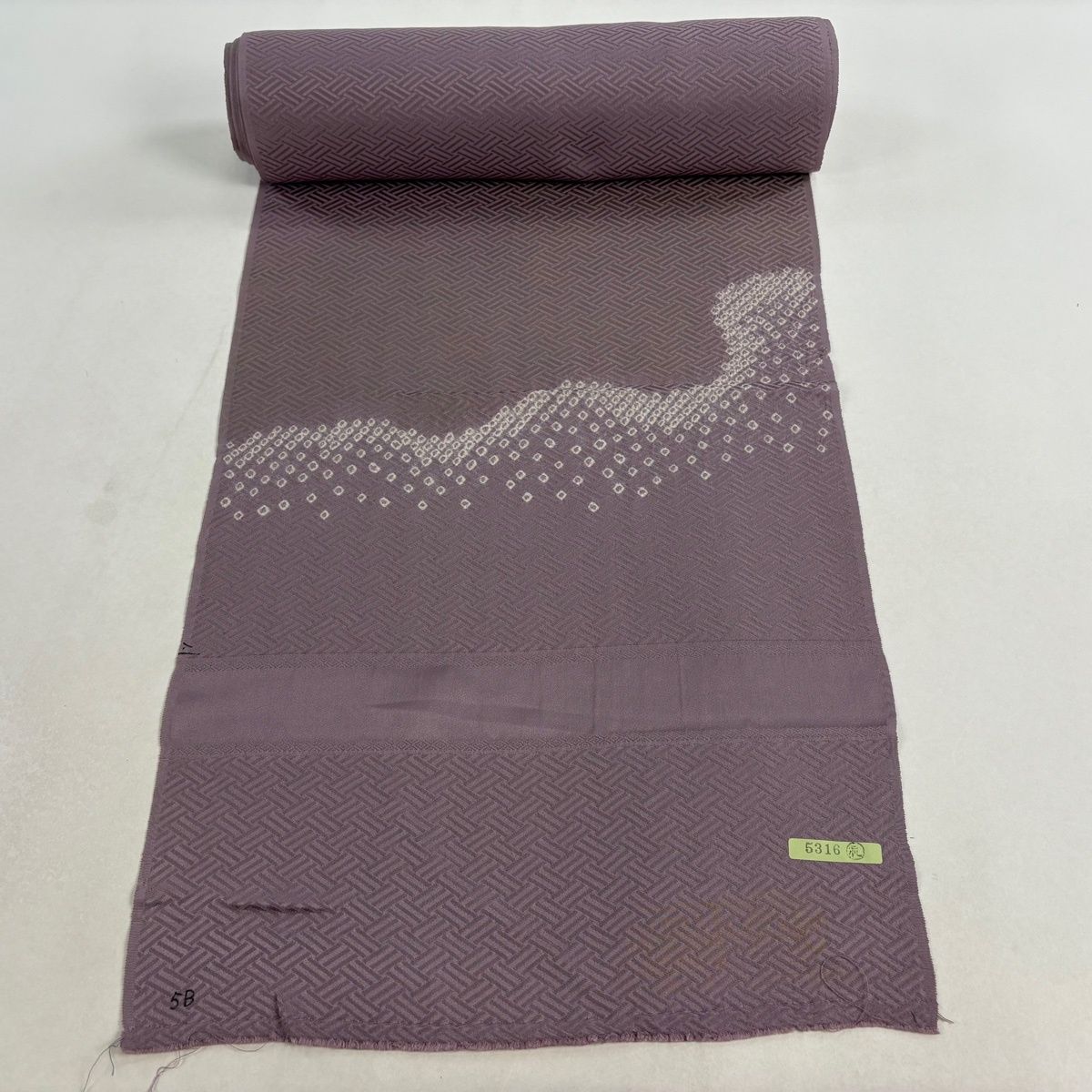 反物 秀品 霞 草花 刺繍 絞り 灰紫 正絹