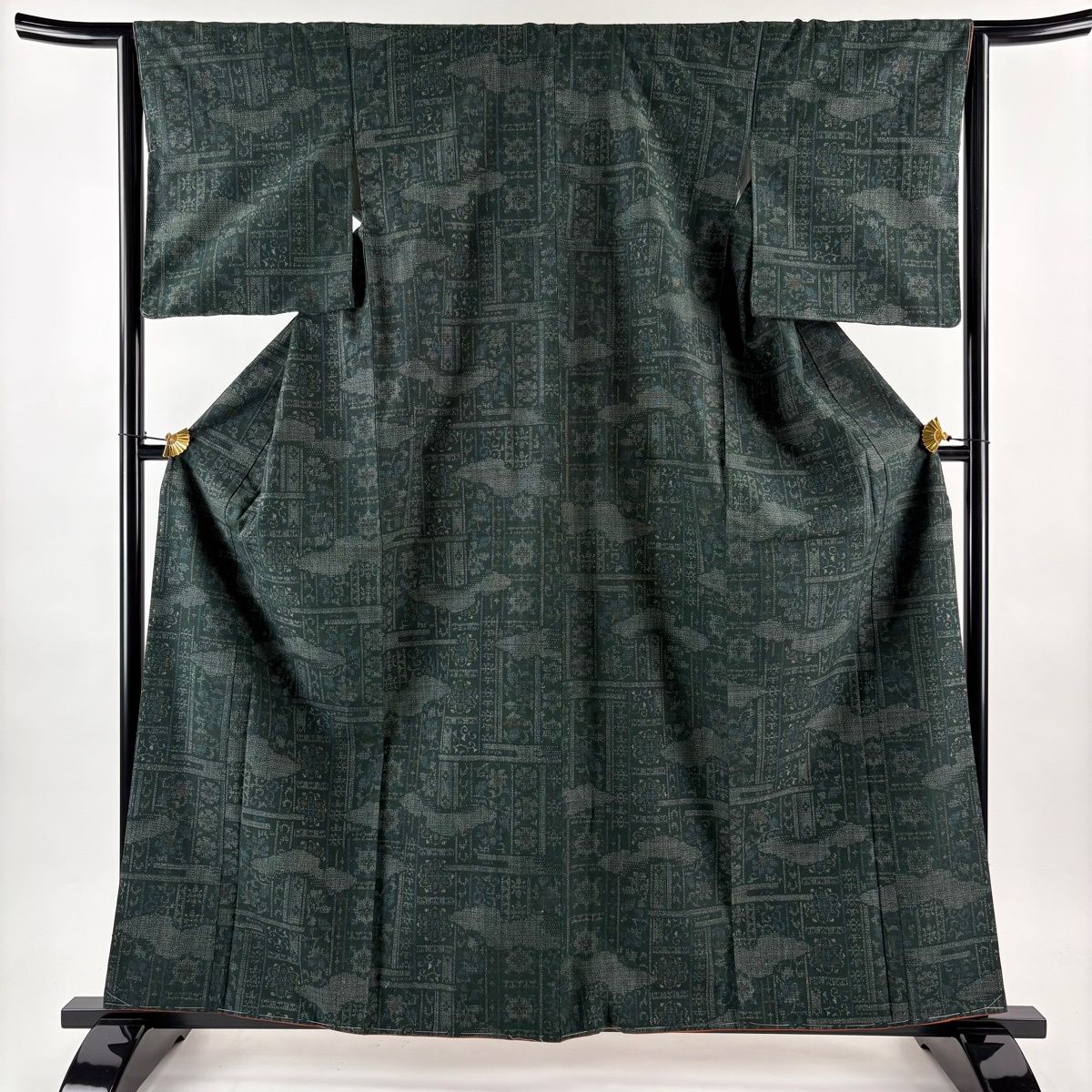 結城紬 身丈161.5 cm 裄丈64 M 袷 本場結城紬 証紙 華文 唐草 緑 正絹