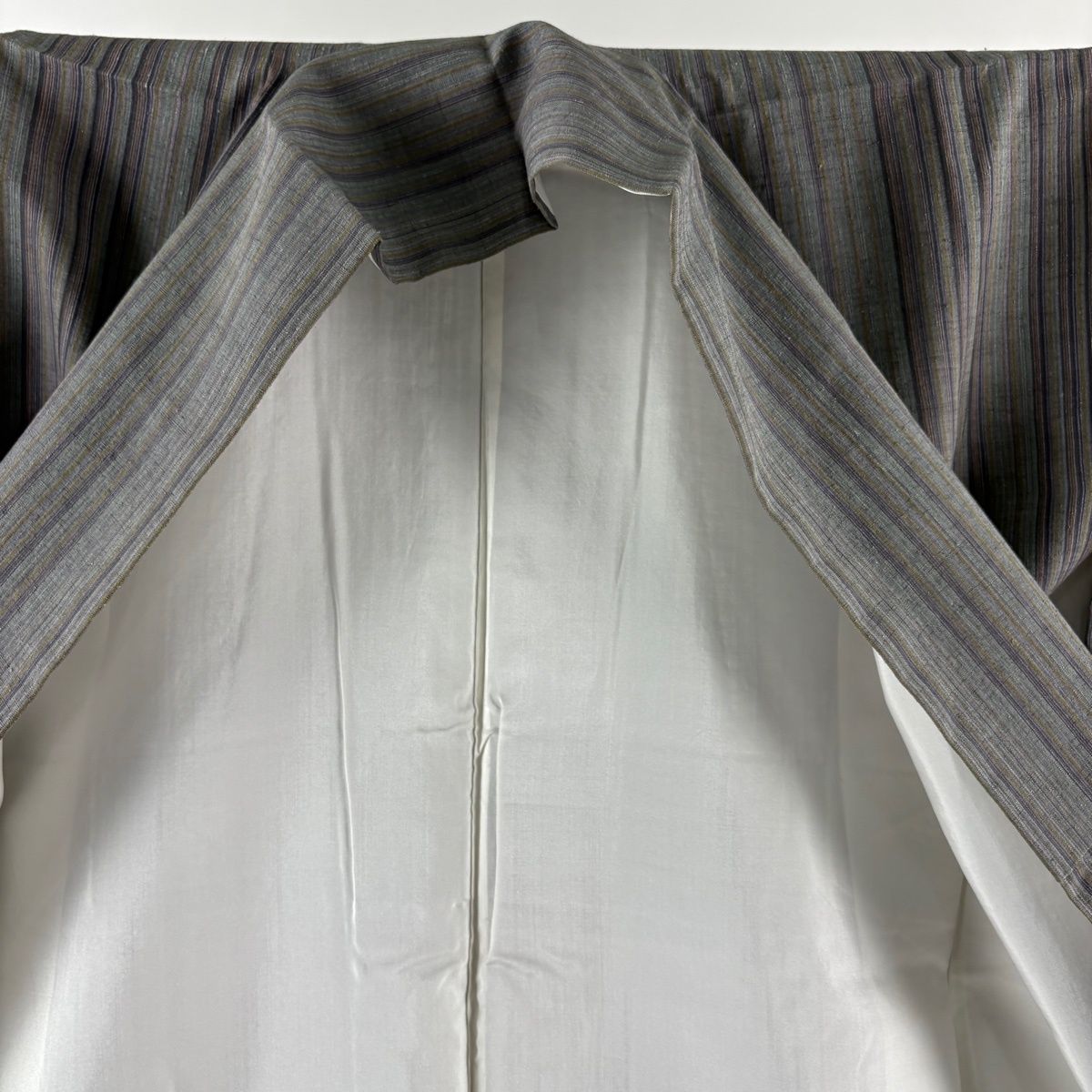  結城紬 身丈159 cm 裄丈62 S 袷 本場結城紬 証紙 縦縞 青灰色 正絹 紬 着物