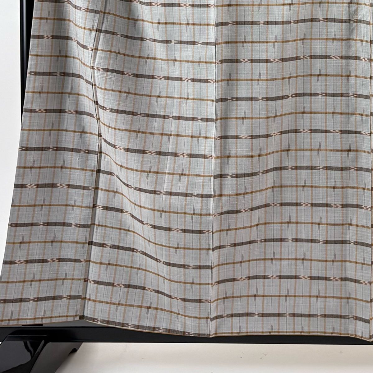 紬 身丈159 cm 裄丈64 M 袷 久米島紬 証紙 格子 燕 灰色 正絹