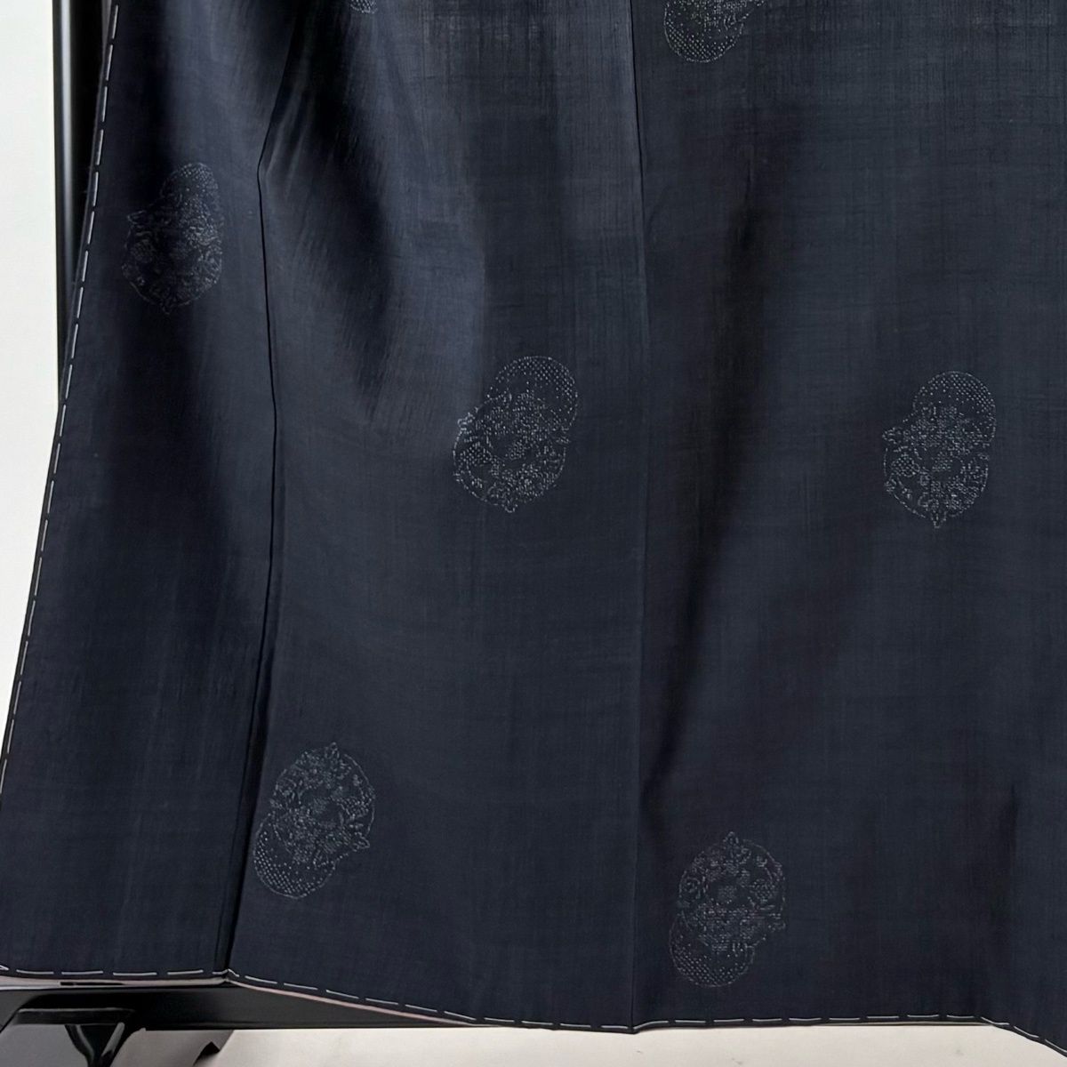 結城紬 身丈161 cm 裄丈67 M 袷 本場結城紬 奥順 証紙 丸文 草花 紺色 正絹