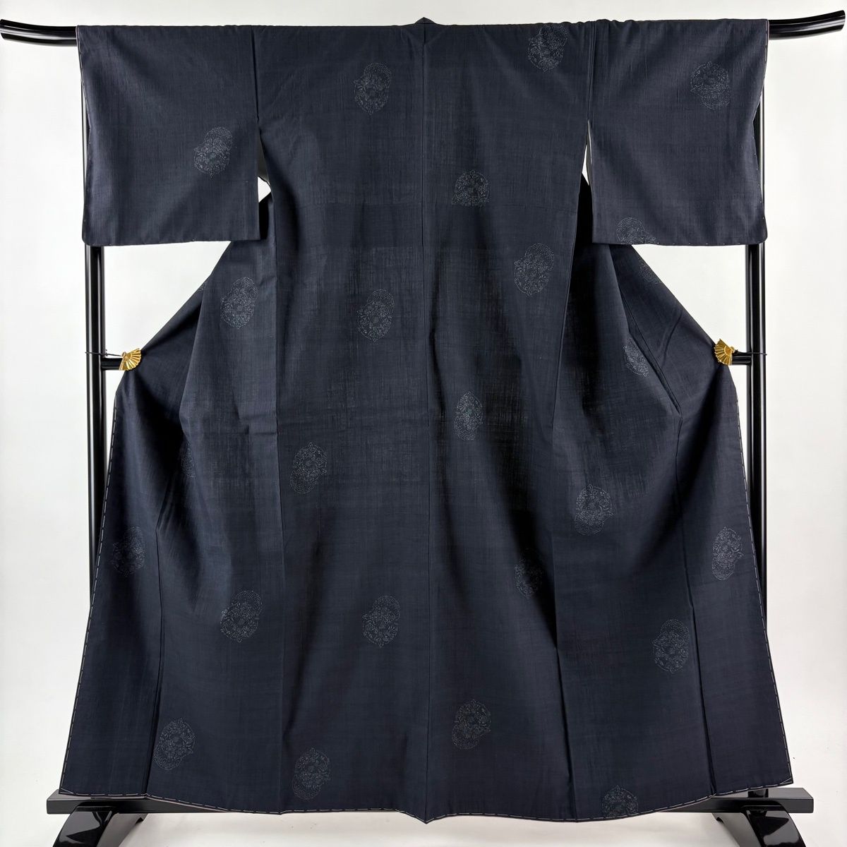 結城紬 身丈161 cm 裄丈67 M 袷 本場結城紬 奥順 証紙 丸文 草花 紺色 正絹