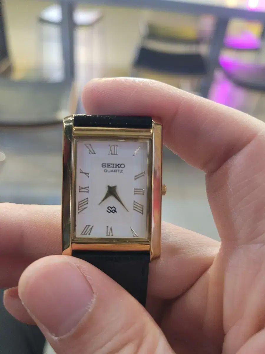 必読 な SEIKO スクエア ゴールド クオーツ 腕時計