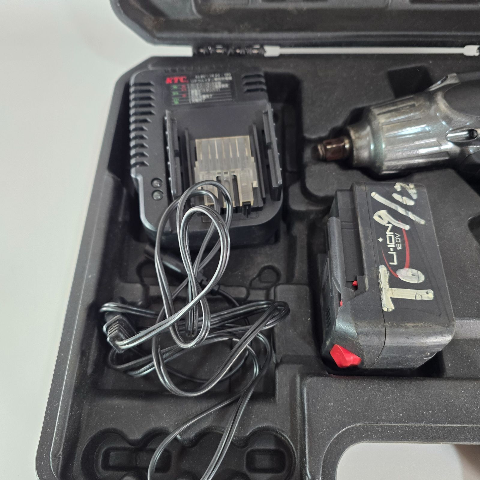  KTC 電動インパクトレンチ JTAE 472 18 V 充電器 電動工具 ブラック インパクトドライバー ドライバー