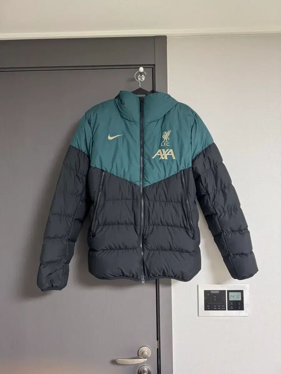 21-22 リヴァプール サーマフィット ストライク ダウンフール ダウン