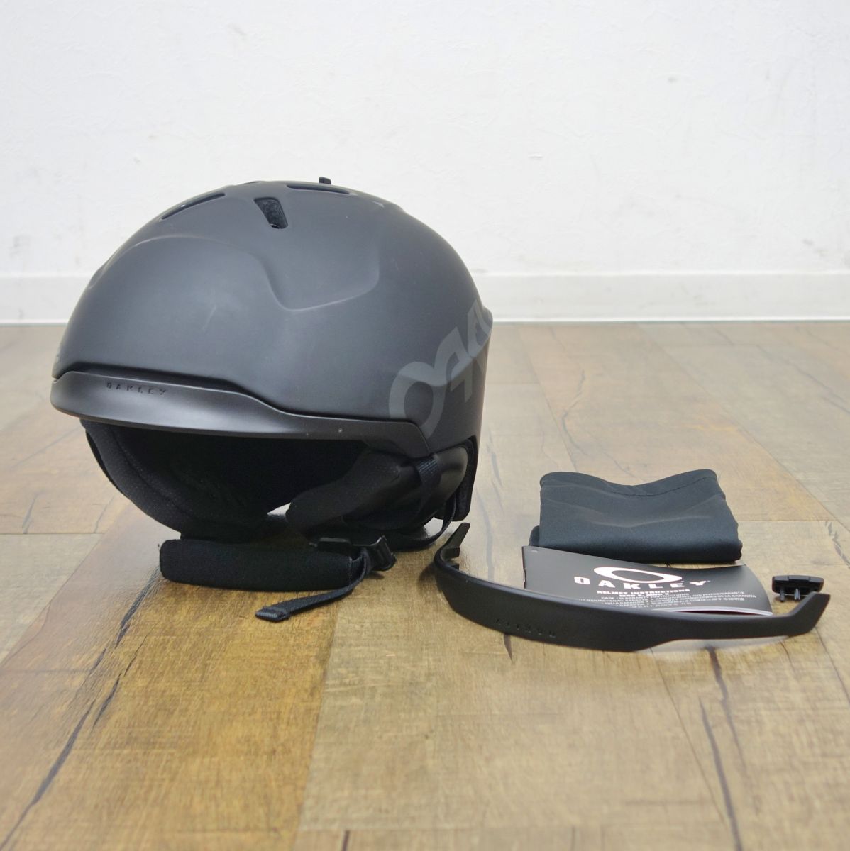 オークリー OAKLEY MOD3 ヘルメット 59cm-63cm スキー スノ - メルカリ