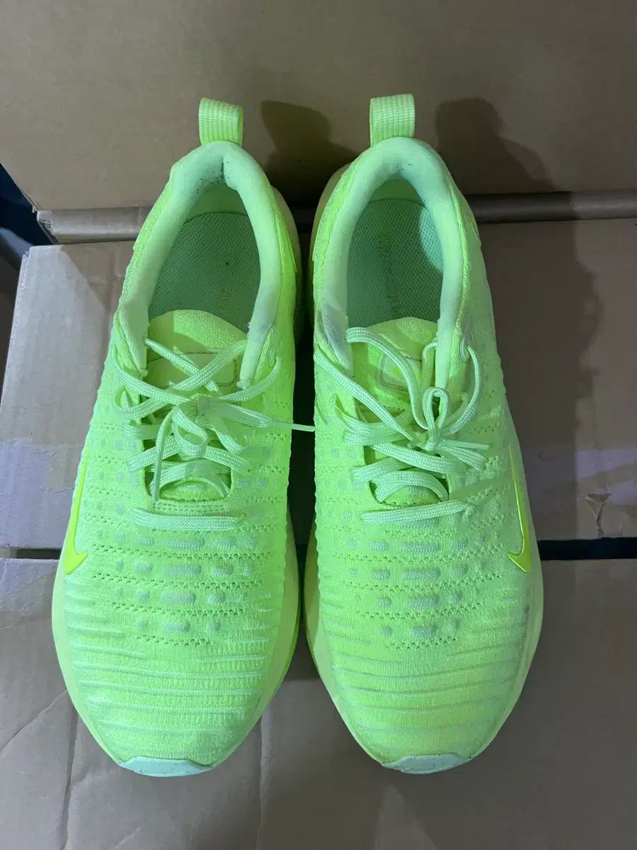 ナイキ リアクト インフィニティ ラン 4 ボルト 295