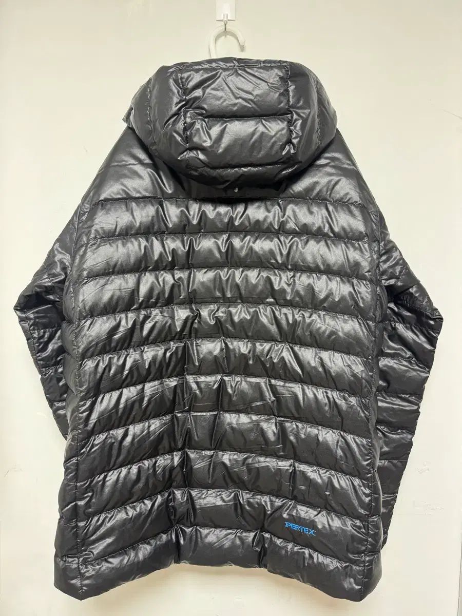 サロモン エクスフューズ ダウン M