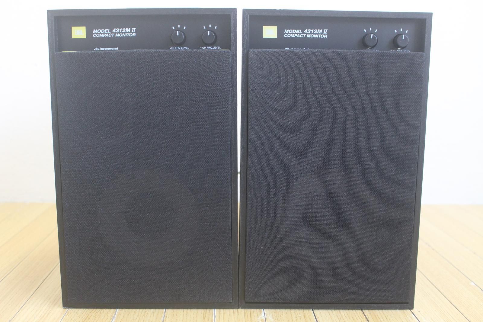 JBL スピーカーペア 4312M II 天吊金具付 - メルカリ