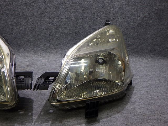 ラクティス ヘッドライト左右 ハロゲン NCP100/105 前期 52-156 5
