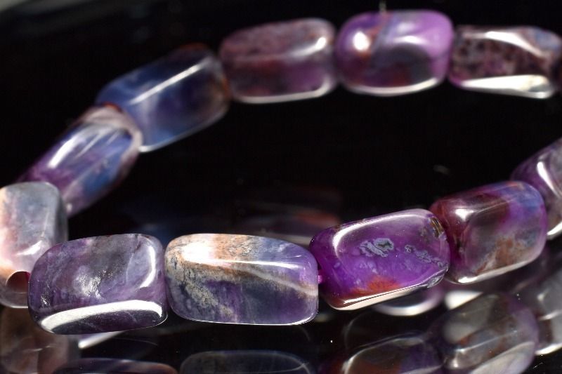 １点物 AA 紫の濃淡が織りなす上級の美 スギライト 杉石 6-9 x 4-5.5 mm チューブカット ブレスレット パワーストーン 天然石 _MC 2107