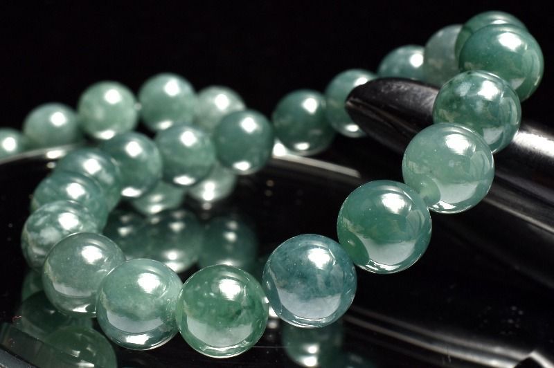 グアテマラ産◇希少マンサーノ翡翠 ブルージェダイト 青翡翠 9.5mm