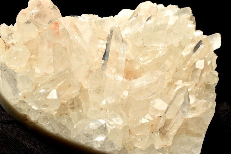 1点物】浄化や魔除けに 水晶クラスター 124x94x51mm ハート 原石