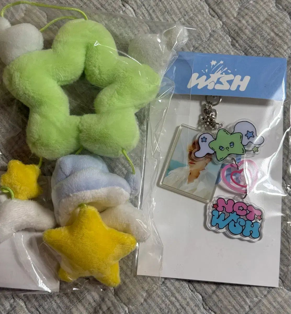 ウィーCHUU ドリームキャッチャー シオン アクリル キーホルダー