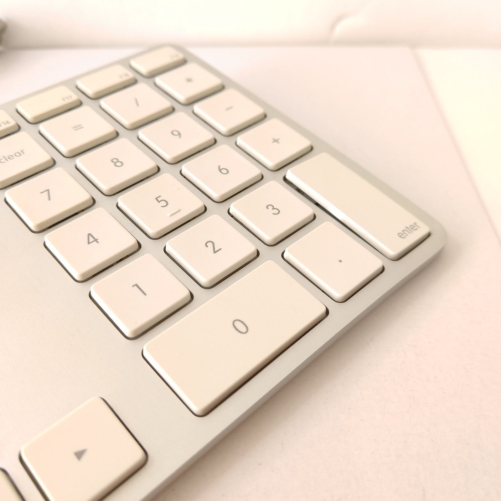 Apple 純正 有線キーボード A1243 アップル Mac テンキー付 美品