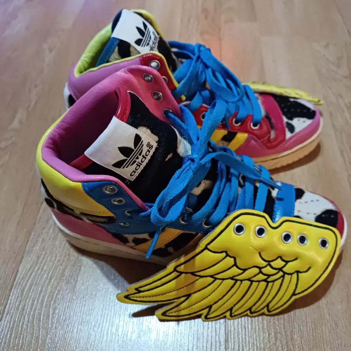 アディダス adidas ジェレミースコット × コラボ スニーカー JS 公式 
