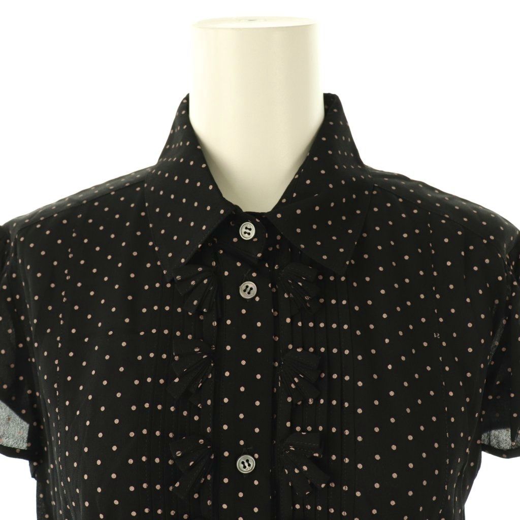 ヌメロヴェントゥーノ N°21 24SS フロントデザインドットブラウス