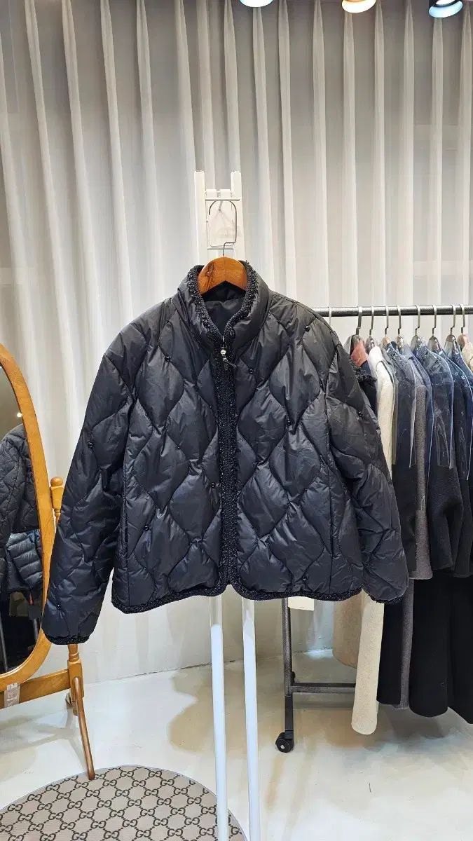 マイン キルティング グース アウター