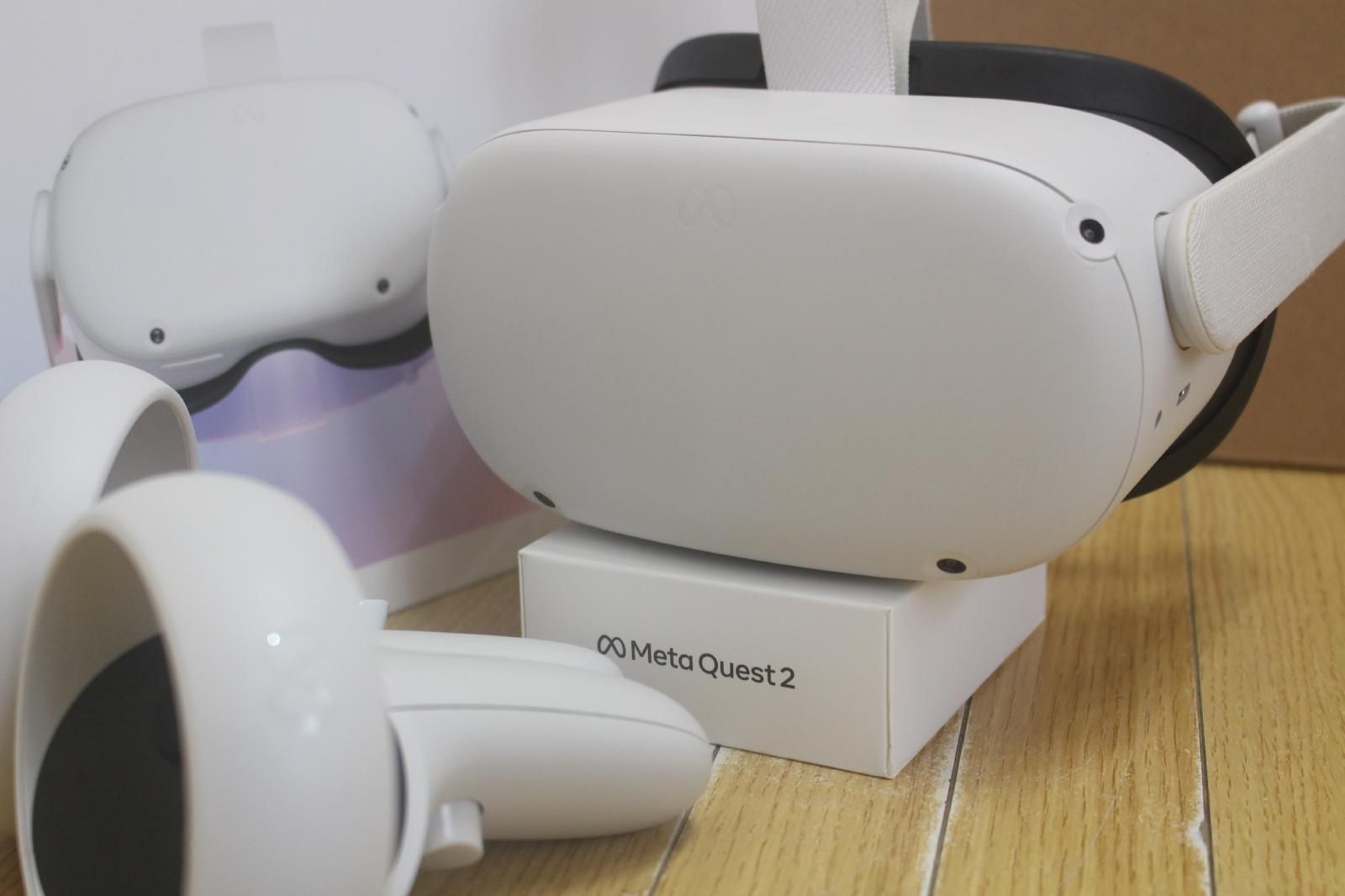 oculusオキュラス 現METAメタ Quest 2 128 GB VRゴーグル メタクエスト2 KW 49 CM