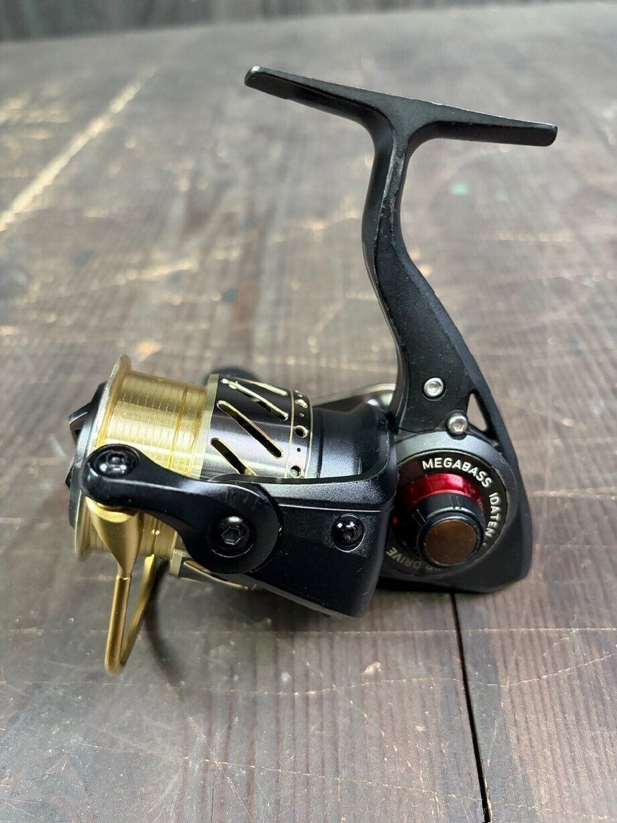  FZC 84 メガバス イダテン-X 256 スピニングリール M 2 スピニングリール リール