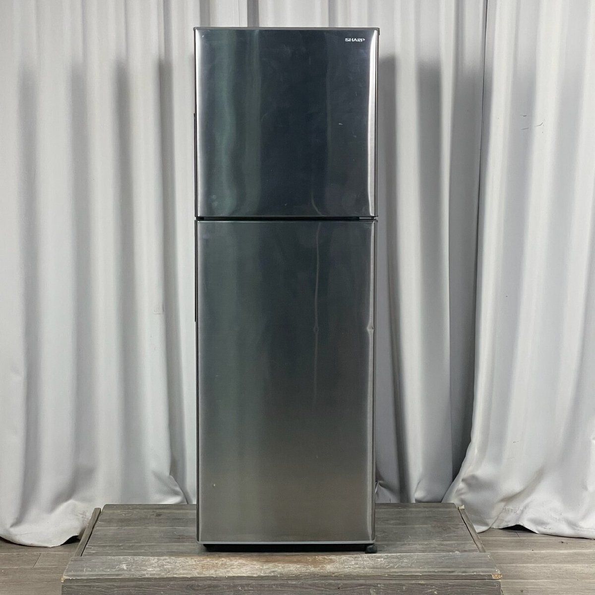 GV01 SHARP 2ドア 225L 冷凍 冷蔵庫 SJ-D23E 2020年製 / 生活 家電 白 