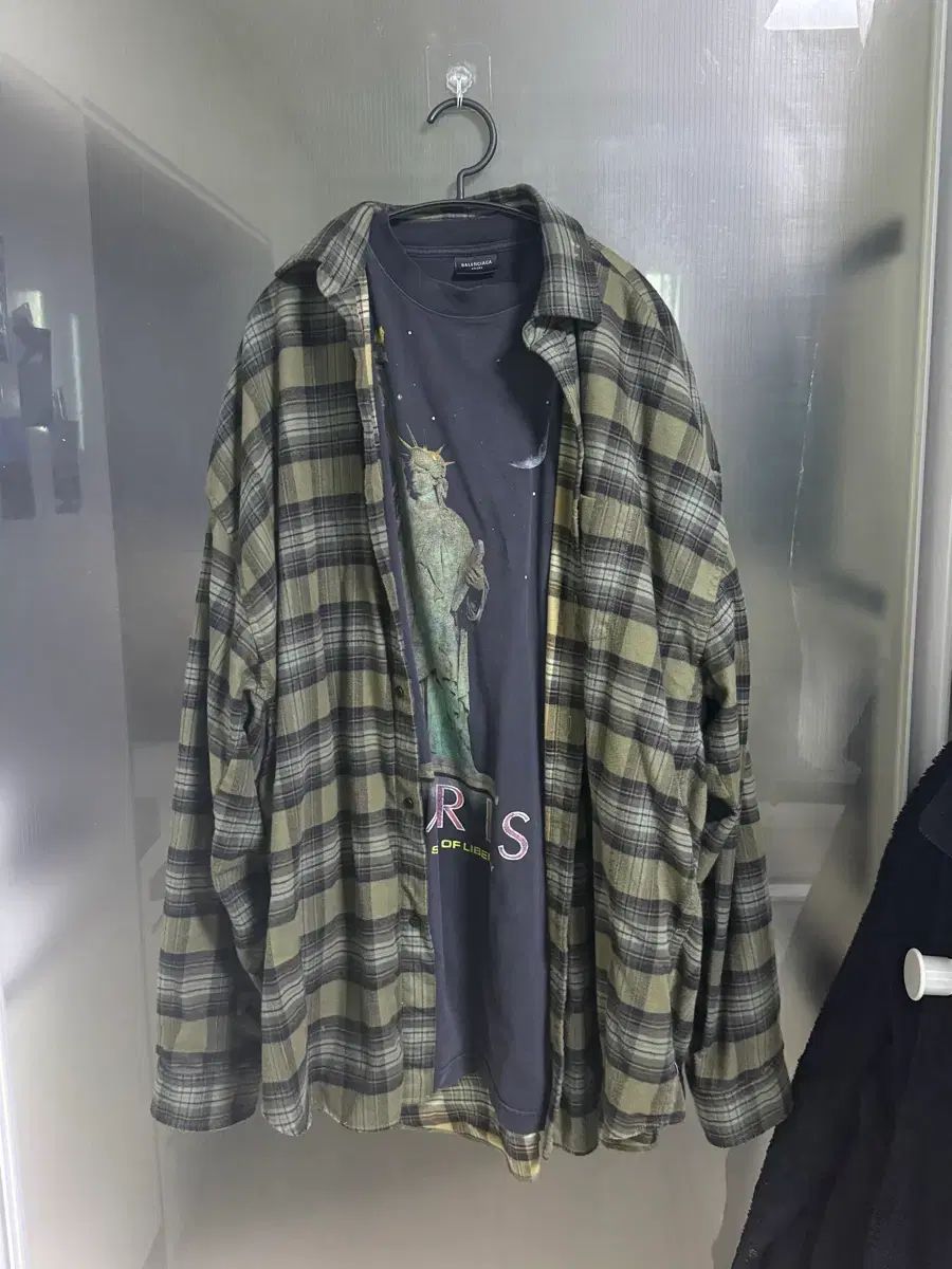 バレンシアガ LIBERTY IN OUR COSMOS レイヤード シャツ 4