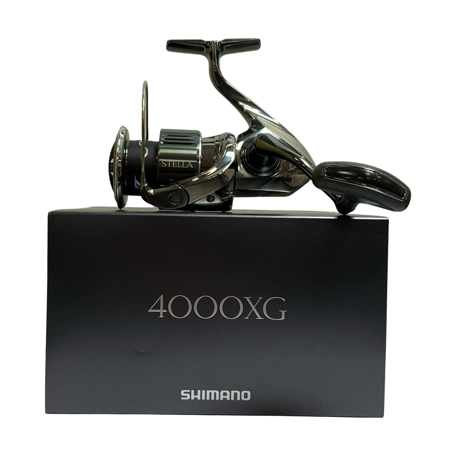 SHIMANO シマノ 22ステラ4000XG スピニングリール 箱、ポーチ付 043962