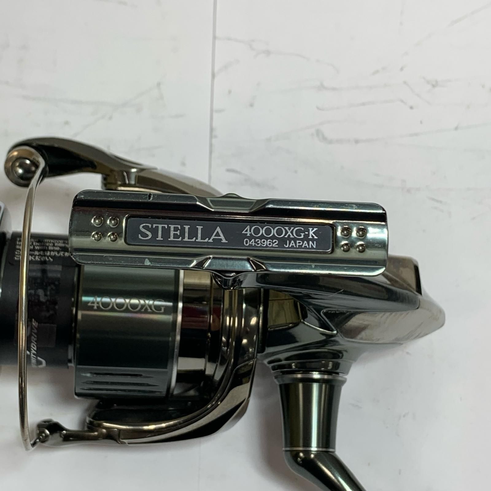 SHIMANO シマノ 22ステラ4000XG スピニングリール 箱、ポーチ付 043962